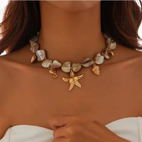 Sunkissed_beige kaelakee
